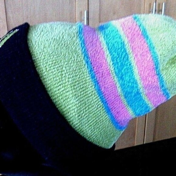 Adidas Hat Winter Beanie Cap Striped Toque Pom Pom Unisex Cold Weather Warm Ears - Picture 9 of 16